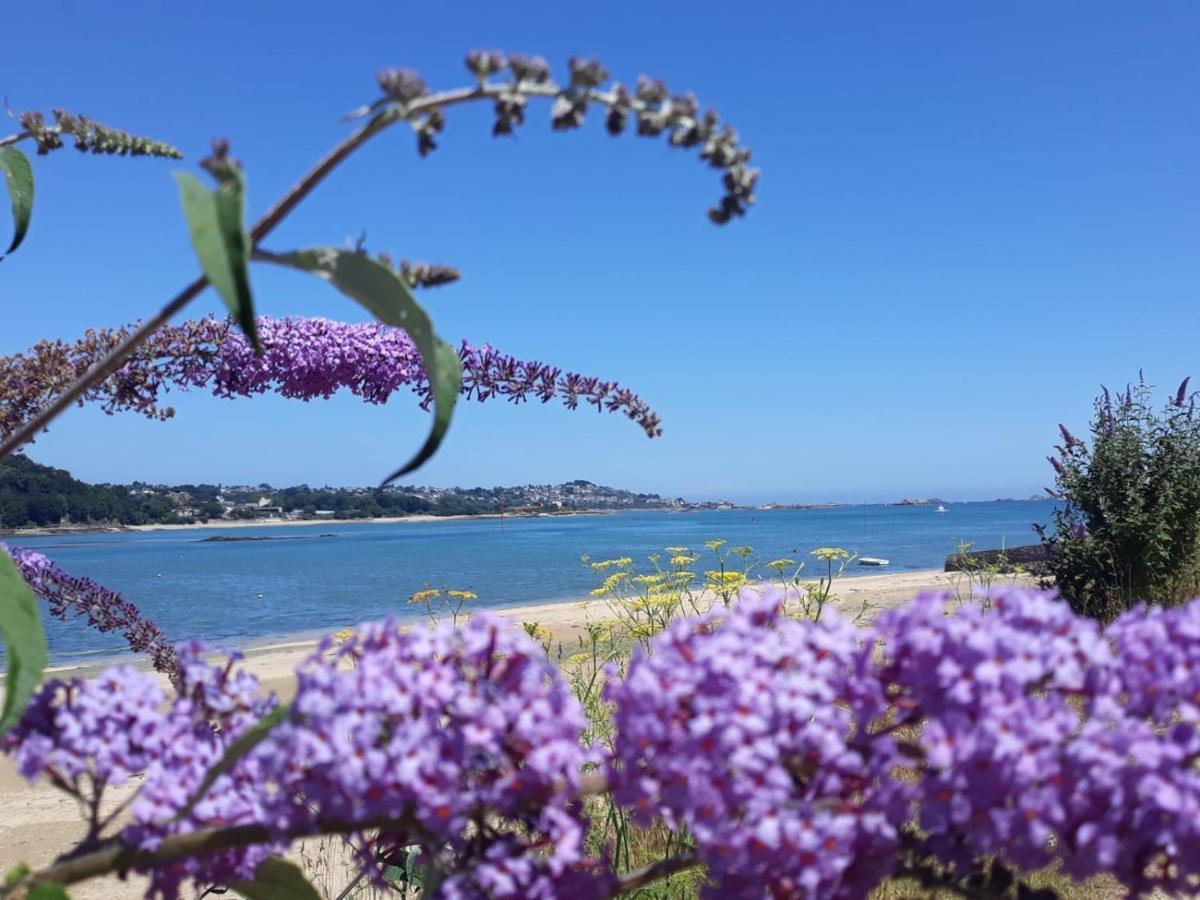 TY ANN maison avec jardin clos de mur, à proximité des commerces et à 3km des plages Penvénan Exterior foto
