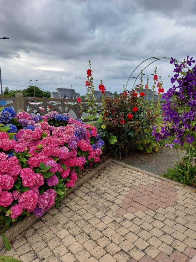 TY ANN maison avec jardin clos de mur, à proximité des commerces et à 3km des plages Penvénan Exterior foto