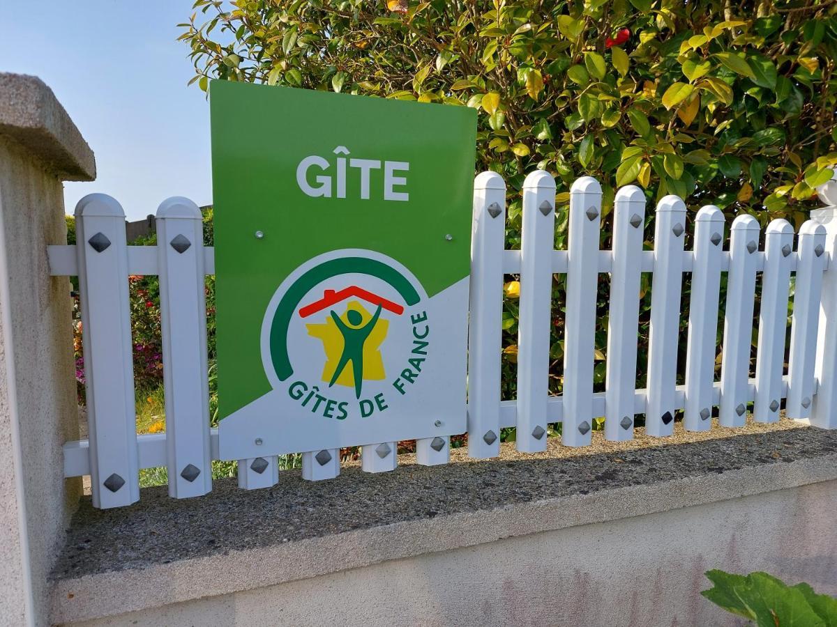 TY ANN maison avec jardin clos de mur, à proximité des commerces et à 3km des plages Penvénan Exterior foto